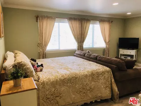 Bedroom - 1200 E Big Bear Blvd, Big Bear City, CA 92314 photo 5 of 7