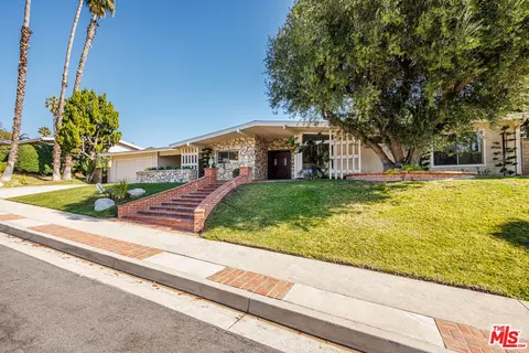 12324 Kenny Dr, Granada Hills, CA 91344
