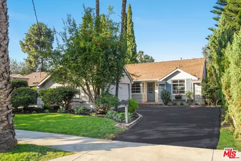 15115 Gilmore St, Van Nuys, CA 91411