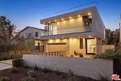 12609 Westminster Ave, Los Angeles, CA 90066