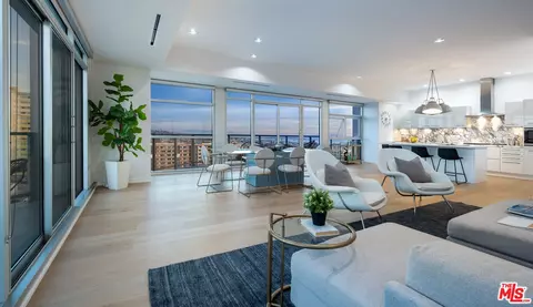 3111 Via Dolce #903, Marina Del Rey, CA 90292