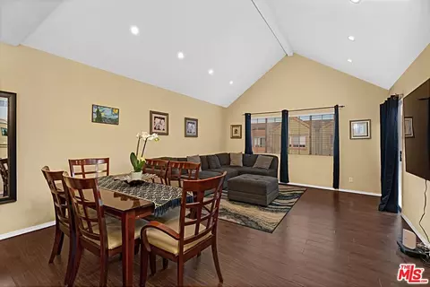 2507 E 15th St #305, Long Beach, CA 90804 photo 2