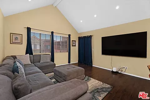 2507 E 15th St #305, Long Beach, CA 90804 photo 12