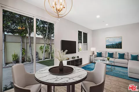15215 W Fred Way, Van Nuys, CA 91405 photo 10