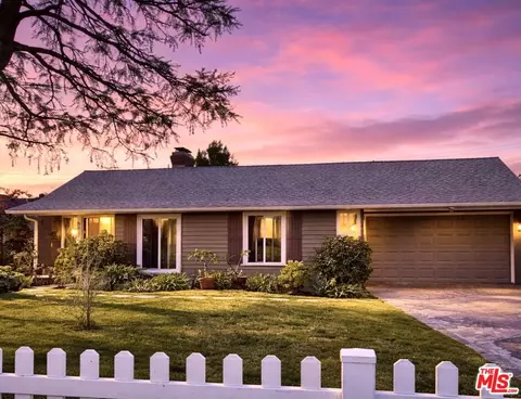 5445 Agnes Ave, Valley Village, CA 91607