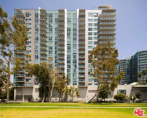 13700 Marina Pointe Dr #1028, Marina Del Rey, CA 90292