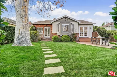 5009 Willowcrest Ave, North Hollywood, CA 91601