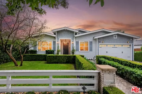 4616 Ventura Canyon Ave, Sherman Oaks, CA 91423