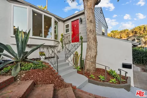 5603 Heatherdale Dr, Los Angeles, CA 90043
