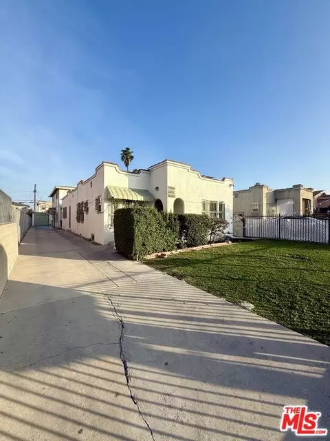 6544 S Victoria Ave, Los Angeles, CA 90043
