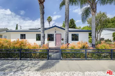 11465 Cumpston St, North Hollywood, CA 91601