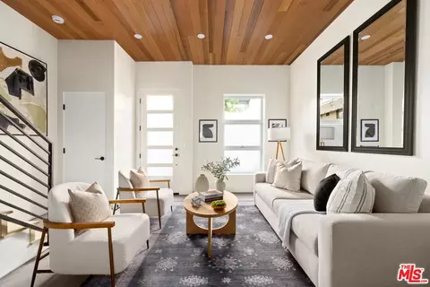 1011 N Ogden Dr #105, West Hollywood, CA 90046