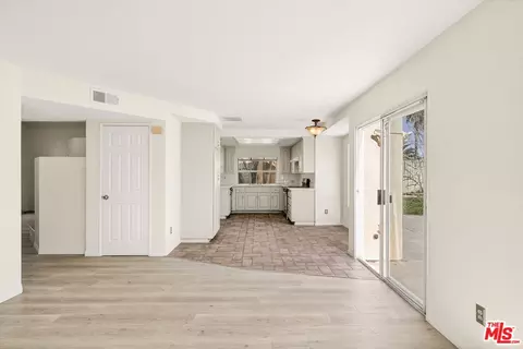 Living - 44234 Lively Ave, Lancaster, CA 93536 photo 10 of 13