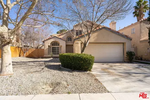 Exterior - 44234 Lively Ave, Lancaster, CA 93536 photo 2 of 15