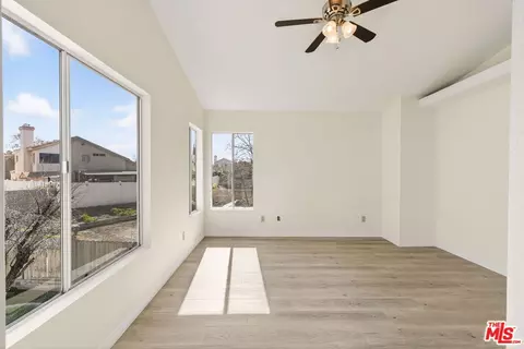 Living - 44234 Lively Ave, Lancaster, CA 93536 photo 13 of 13