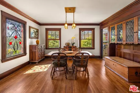 1060 Tremonto Rd, Santa Barbara, CA 93103