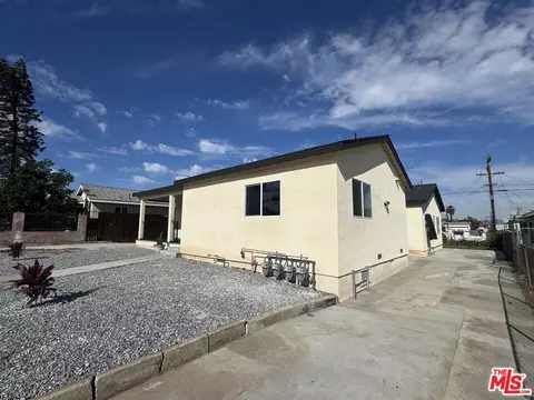 1215 W 104th St, Los Angeles, CA 90044