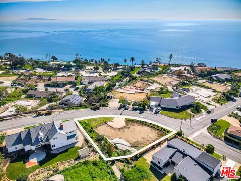 20325 Seaboard Rd, Malibu, CA 90265