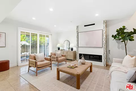 13233 Fiji Way #H, Marina Del Rey, CA 90292