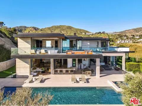 23917 Malibu Rd, Malibu, CA 90265