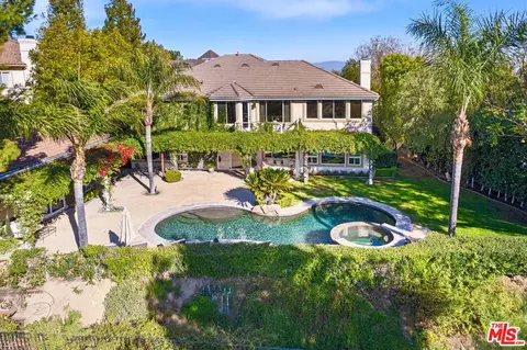 24822 Wooded Vis, West Hills, CA 91307