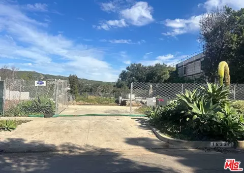 15337 De Pauw St, Pacific Palisades, CA 90272