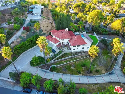 2357 Knob Hill Dr, Riverside, CA 92506