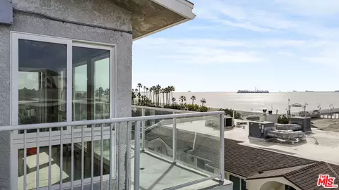 View/Area - 16 38th Pl, Long Beach, CA 90803 photo 5 of 7