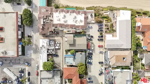 View/Area - 16 38th Pl, Long Beach, CA 90803 photo 3 of 7
