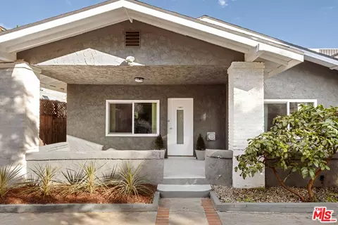 838 N Ridgewood Pl, Los Angeles, CA 90038