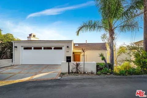 3681 Alta Mesa Dr, Studio City, CA 91604