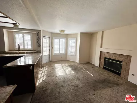 828 Jason Ct, Lancaster, CA 93534 photo 10