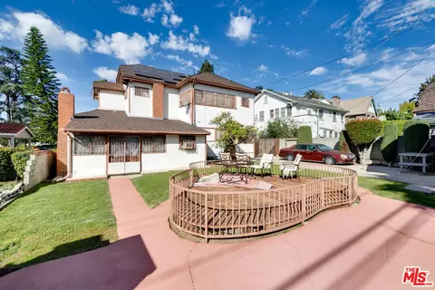 2136 S Victoria Ave, Los Angeles, CA 90016