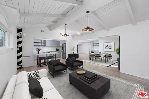 5751 Andasol Ave, Encino, CA 91316