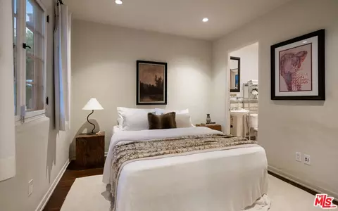 6208 Mulholland Hwy, Los Angeles, CA 90068