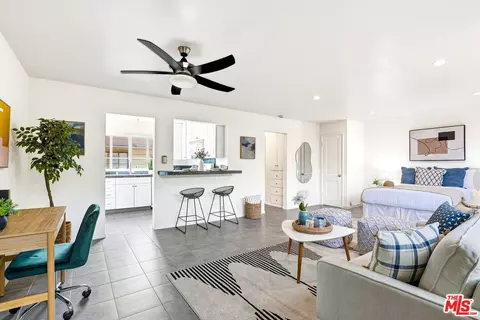 11901 W Sunset Blvd #219, Los Angeles, CA 90049