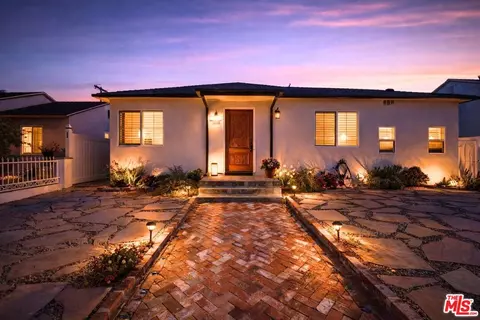 5822 Lindley Ave, Encino, CA 91316
