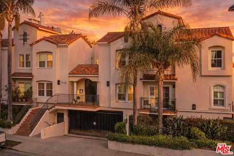 640 N Sweetzer Ave #10, Los Angeles, CA 90048