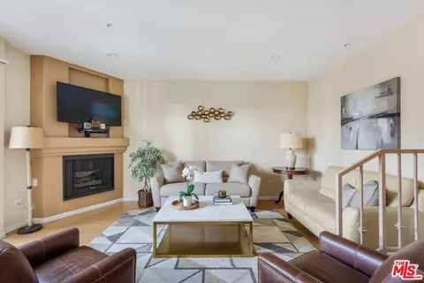 7100 La Tijera Blvd #B101, Los Angeles, CA 90045