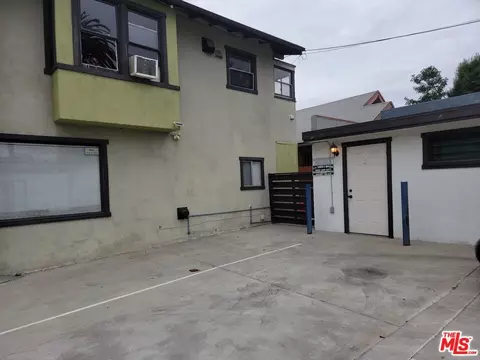 Exterior - 702 Cedar Ave, Long Beach, CA 90813 photo 1 of 5