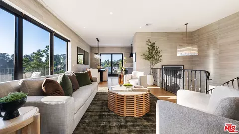 2591 Leicester Dr, Los Angeles, CA 90046