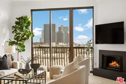 11847 Gorham Ave #406, Los Angeles, CA 90049