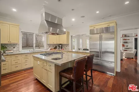 3457 Maplewood Ave, Los Angeles, CA 90066