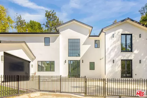 16815 Shileno Pl, Encino, CA 91436