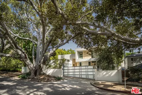 2410 N Vermont Ave, Los Angeles, CA 90027