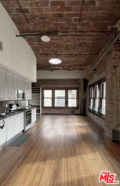 460 S Spring St #1211, Los Angeles, CA 90013