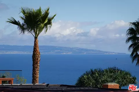 16906 Scenic Pl, Pacific Palisades, CA 90272
