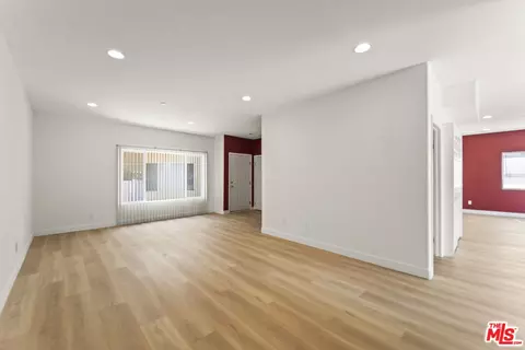 12375 Osborne Pl #13, Pacoima, CA 91331