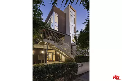 944 N Stanley Ave #1, West Hollywood, CA 90046
