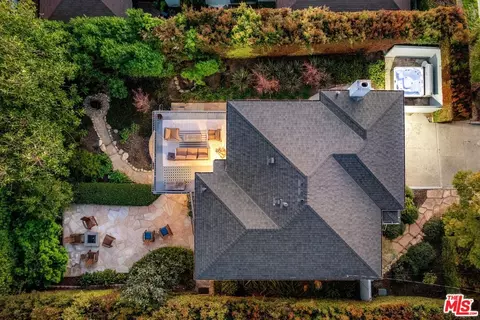 1322 E Cota St, Santa Barbara, CA 93103
